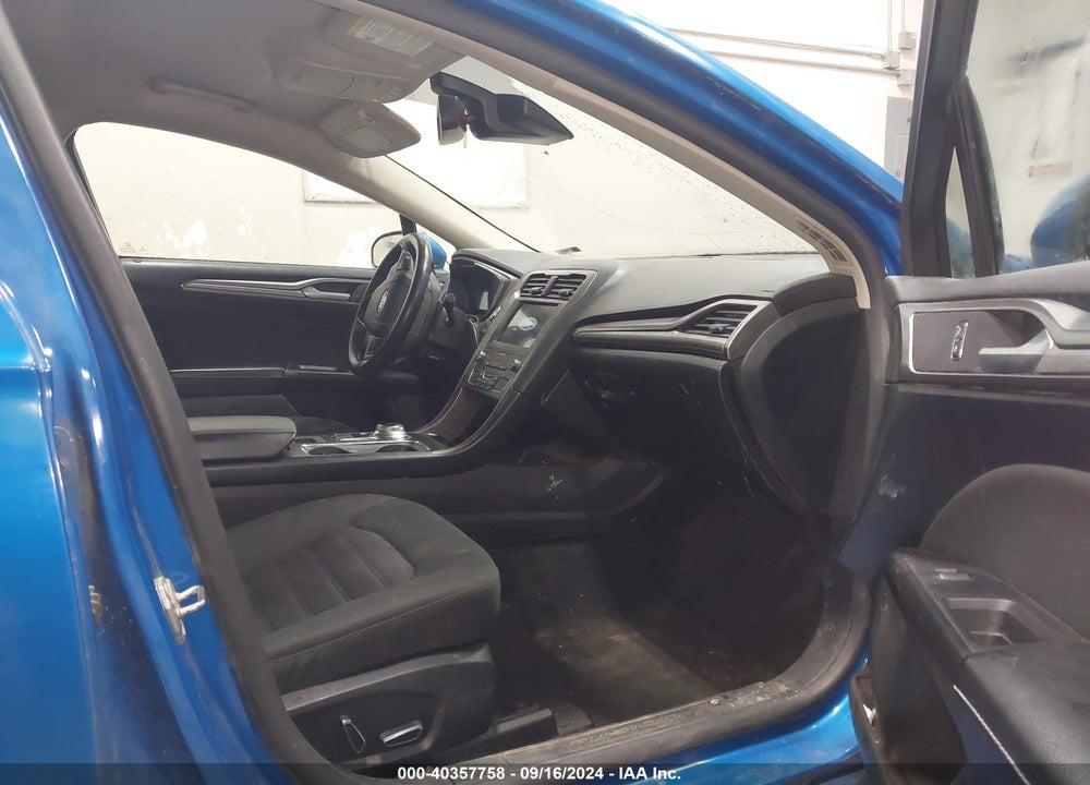 2020 FORD FUSION SE VIN: 3FA6P0T91LR115104