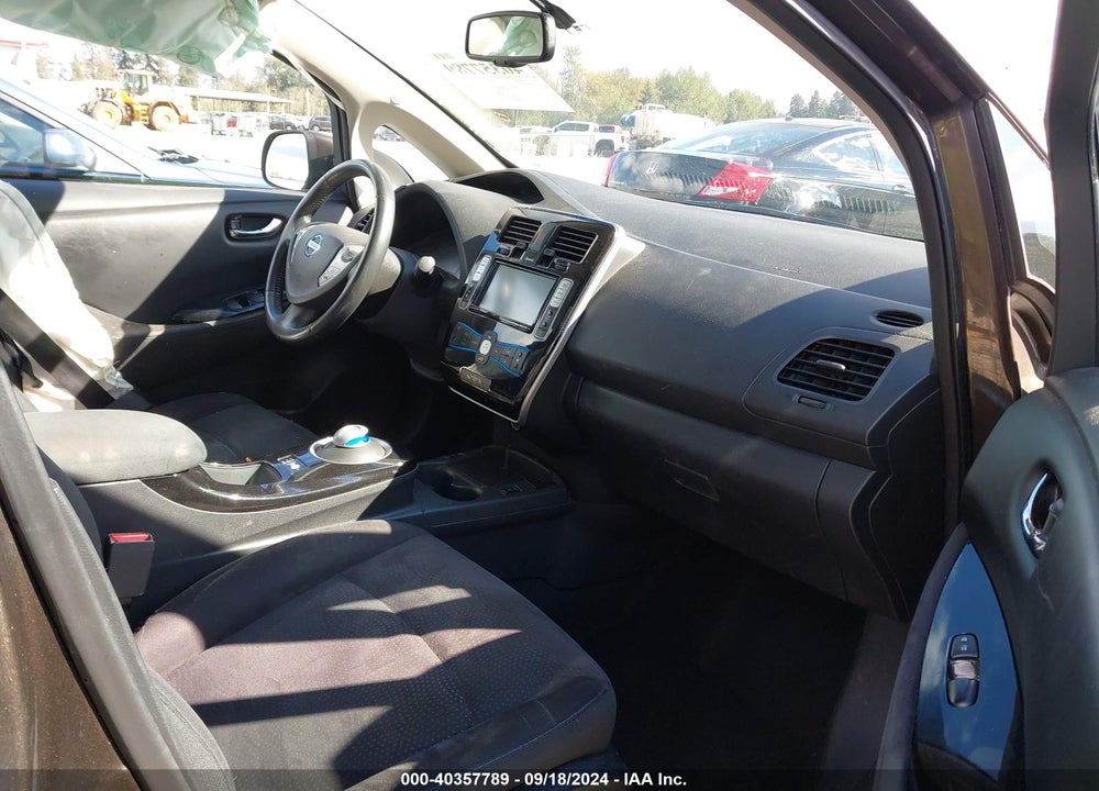 2016 NISSAN LEAF SV VIN: 1N4BZ0CPXGC305222