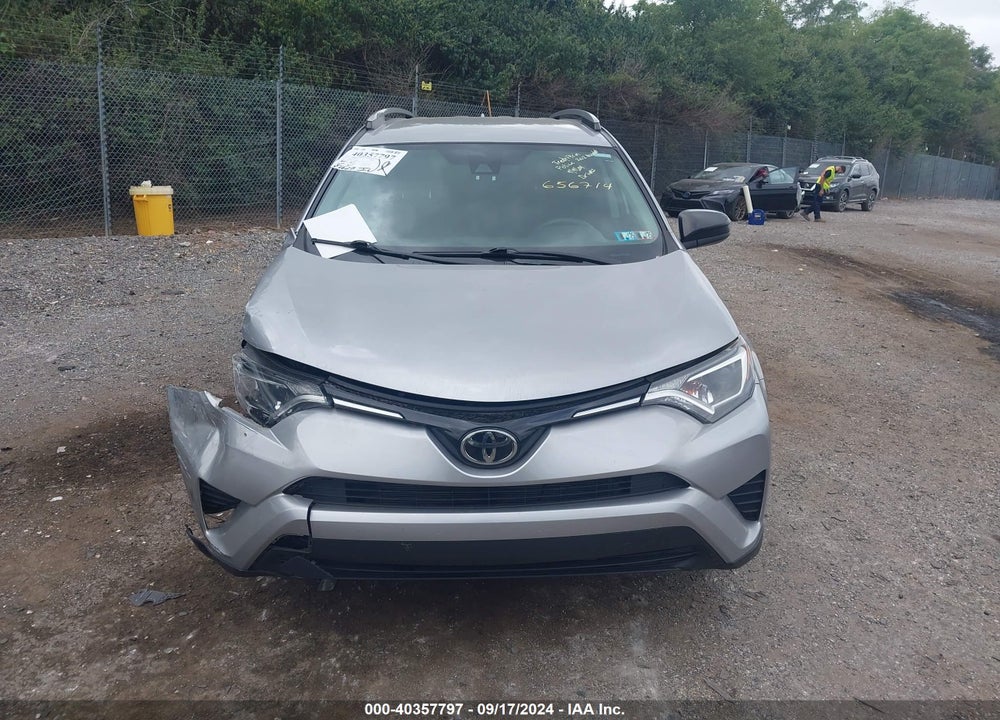 2017 TOYOTA RAV4 LE VIN: 2T3BFREV8HW656714