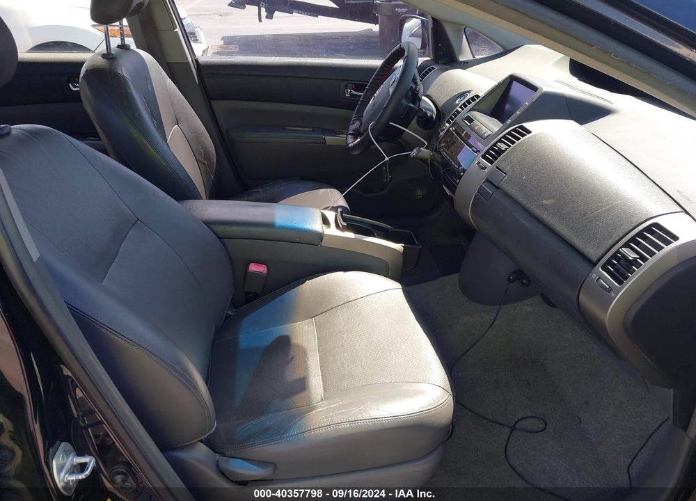 2008 TOYOTA PRIUS TOURING VIN: JTDKB20U683303067