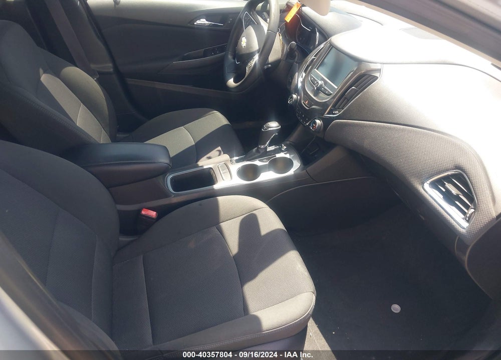 2017 CHEVROLET CRUZE LT AUTO VIN: 1G1BE5SM7H7277764