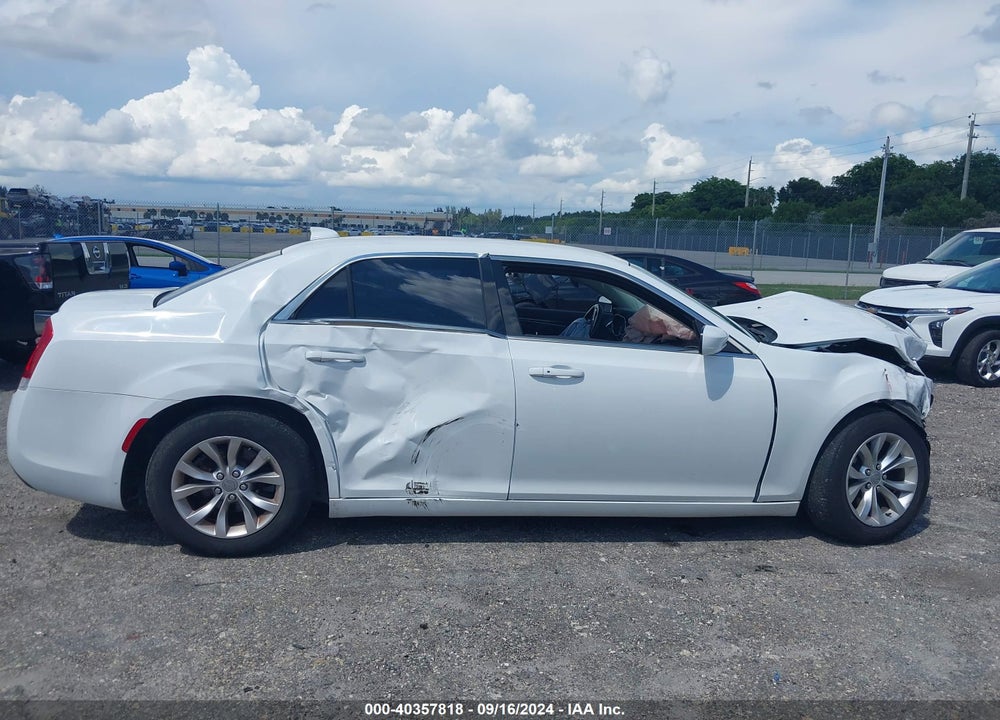2015 CHRYSLER 300 LIMITED VIN: 2C3CCAAG9FH755257
