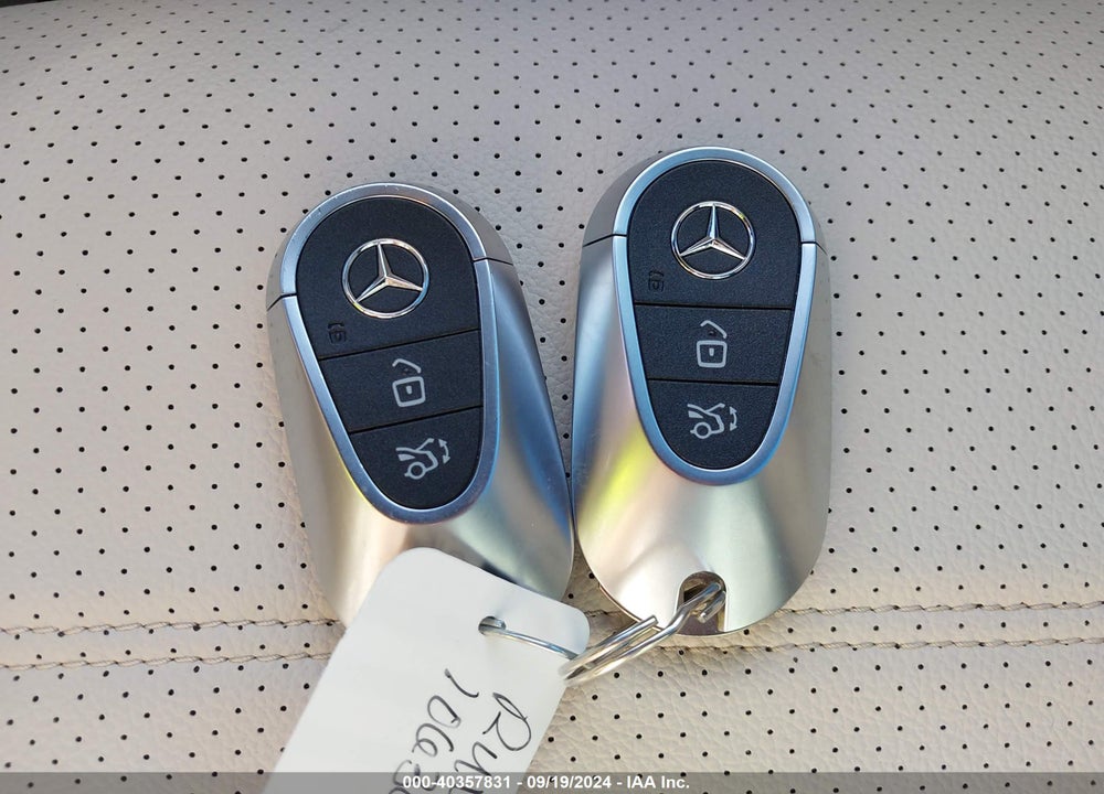 2024 MERCEDES-BENZ GLC 300 4MATIC SUV VIN: W1NKM4HB2RF093939