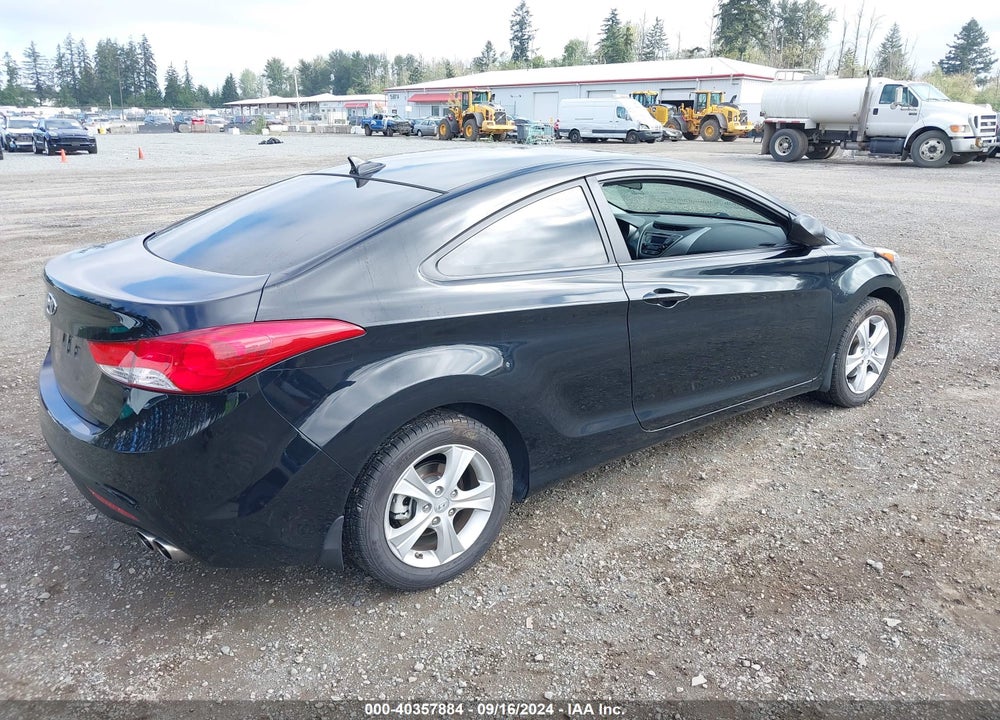 2013 HYUNDAI ELANTRA GS VIN: KMHDH6AE7DU022661