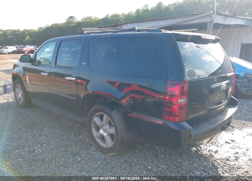 2008 CHEVROLET SUBURBAN 1500 LTZ VIN: 1GNFC16058R100690