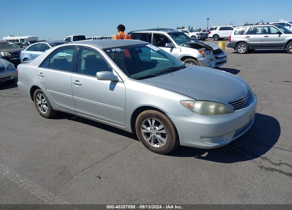 2005 TOYOTA CAMRY LE V6 VIN: 4T1BF32K35U096466