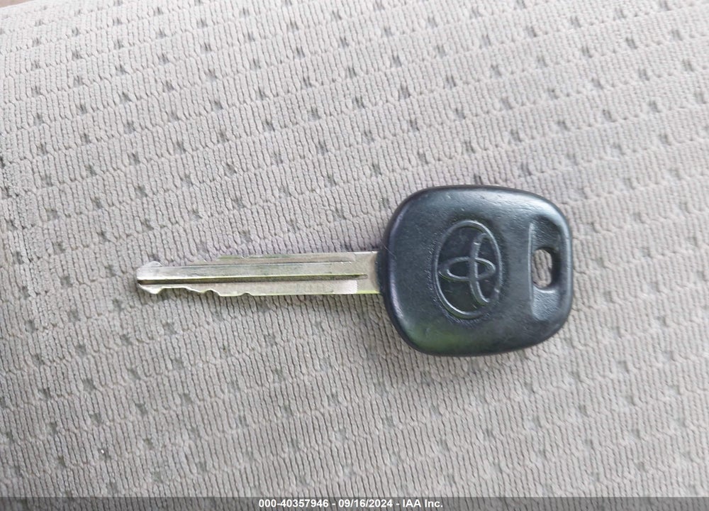 2008 TOYOTA SIENNA LE VIN: 5TDZK23C68S203938
