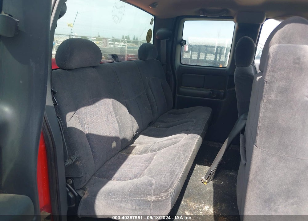 2001 CHEVROLET SILVERADO 1500 LS VIN: 1GCEK19V41E307258
