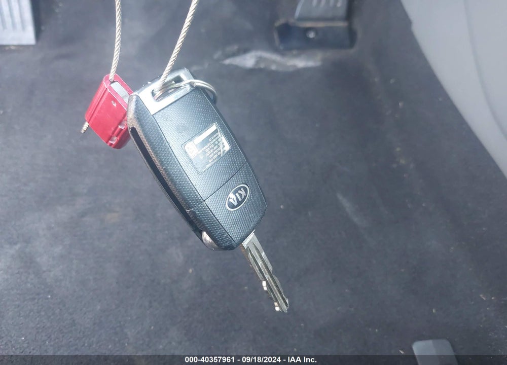 2014 KIA FORTE LX VIN: KNAFX4A67E5219836