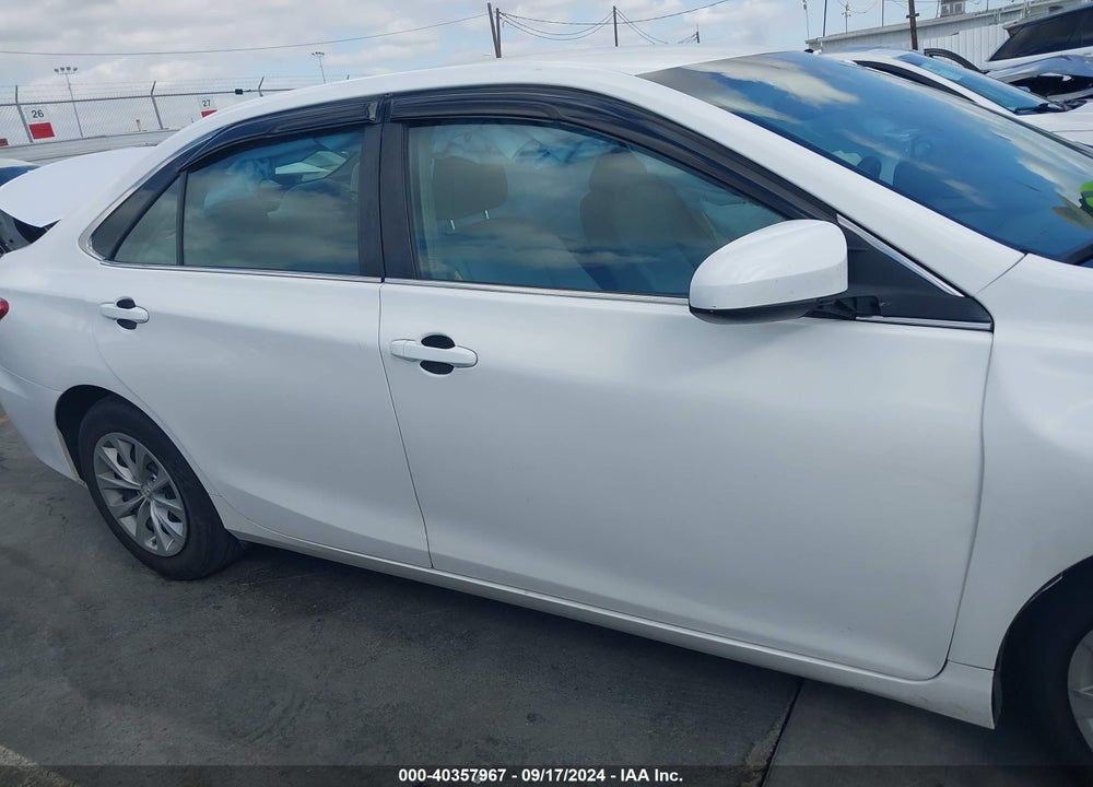 2017 TOYOTA CAMRY LE VIN: 4T1BF1FK5HU387196
