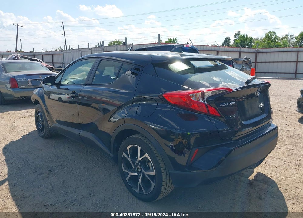 2021 TOYOTA C-HR XLE VIN: JTNKHMBX2M1105637