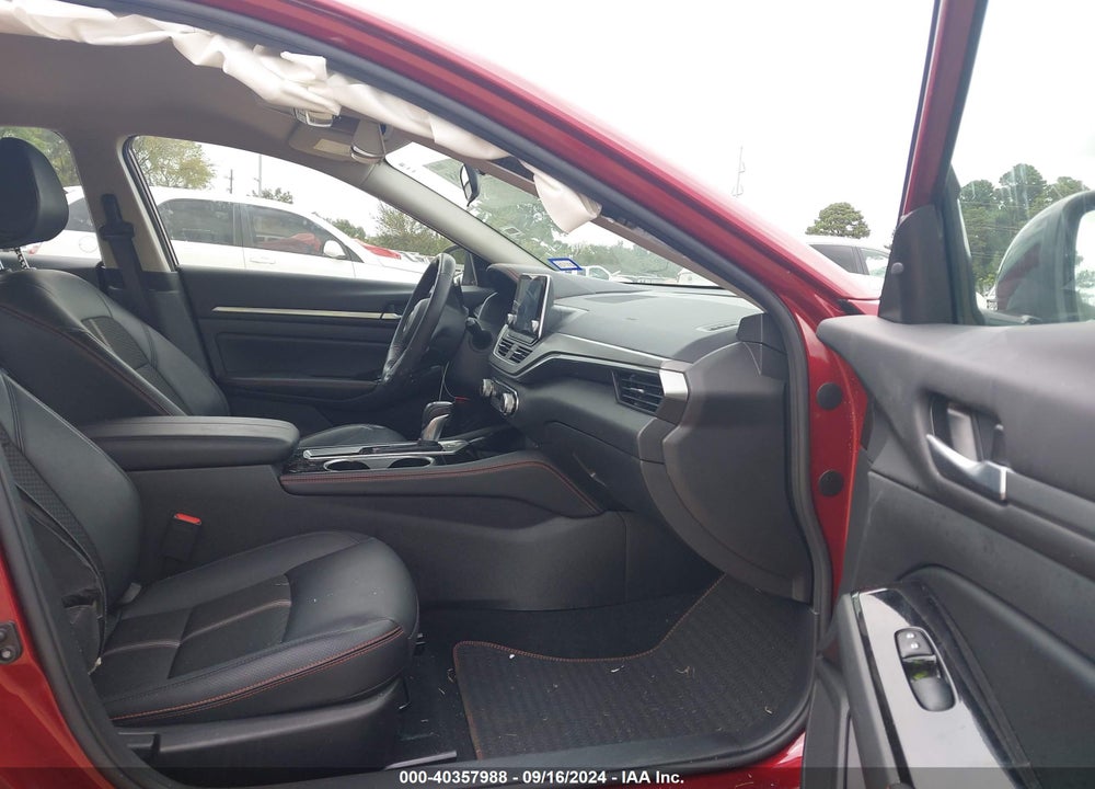 2024 NISSAN ALTIMA VIN: 1N4BL4CV2RN390460