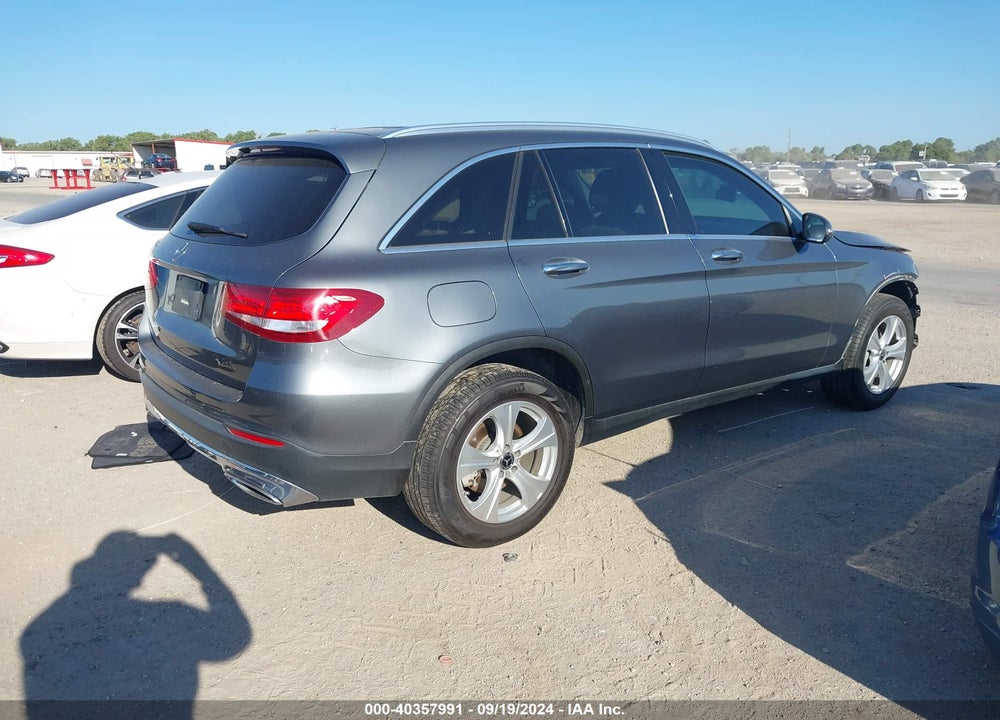 2018 MERCEDES-BENZ GLC 300 VIN: WDC0G4JB2JV033941