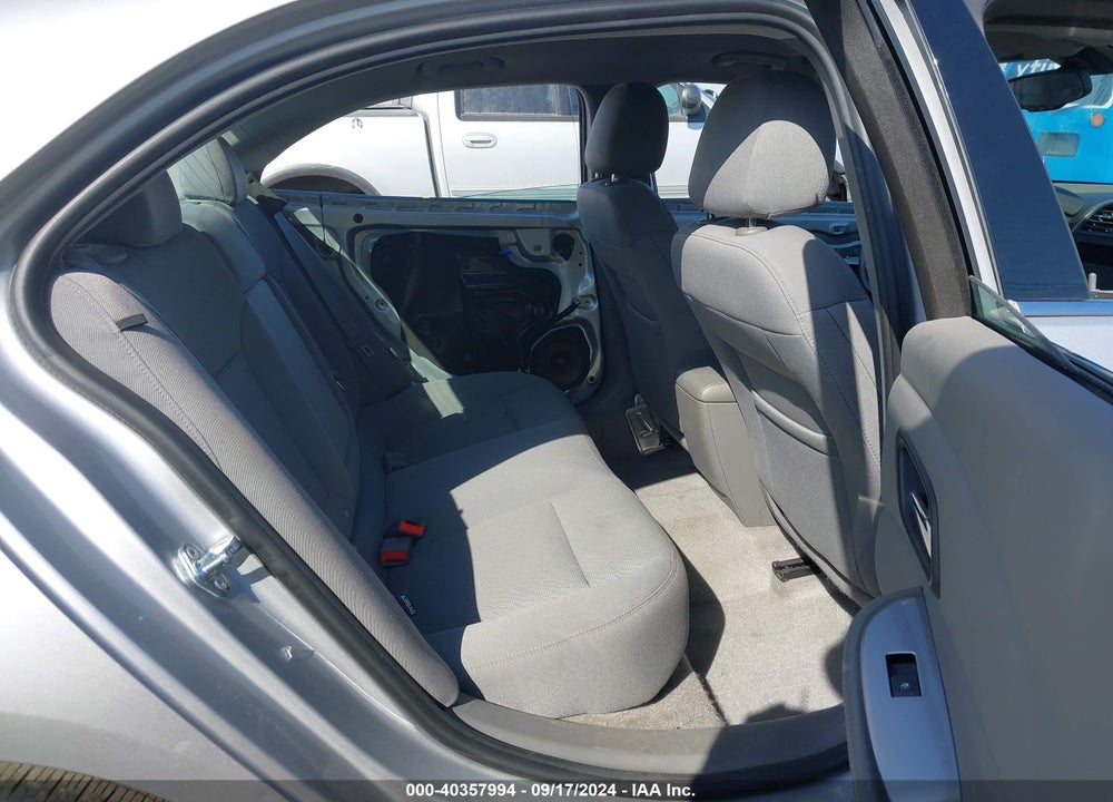 2015 CHEVROLET MALIBU 1FL VIN: 1G11A5SL8FF324818