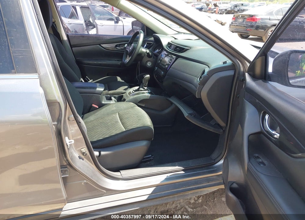2017 NISSAN ROGUE S VIN: KNMAT2MV1HP509188