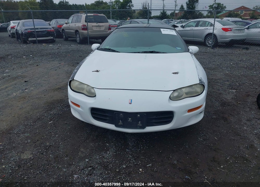 2002 CHEVROLET CAMARO VIN: 2G1FP22K722162105