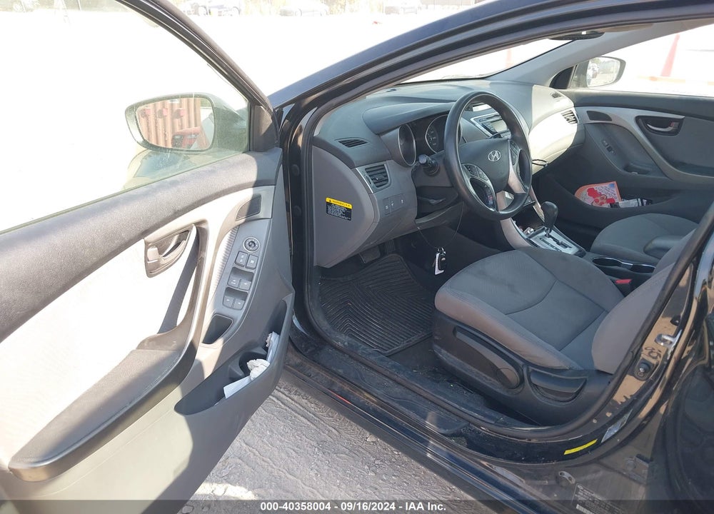 2012 HYUNDAI ELANTRA GLS VIN: 5NPDH4AE9CH122522