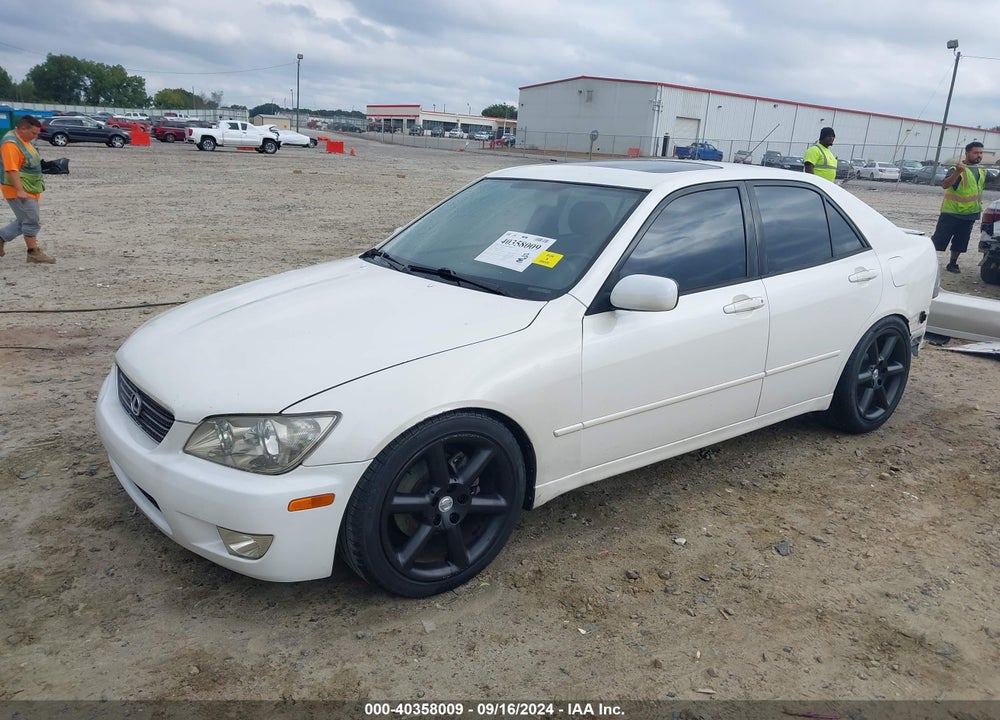 2001 LEXUS IS 300 VIN: JTHBD182310002074