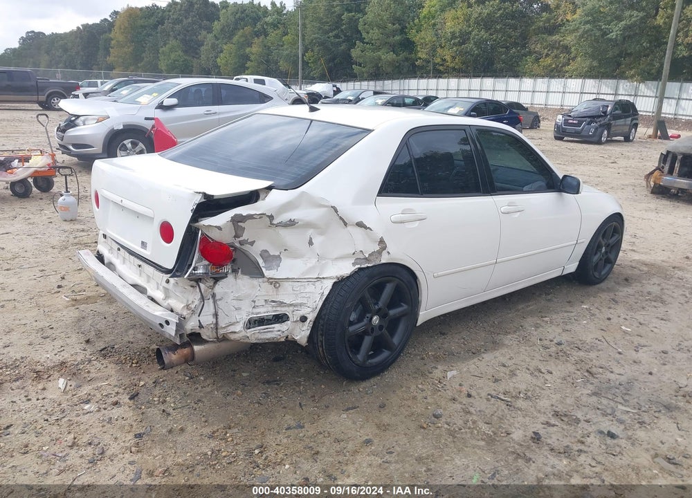 2001 LEXUS IS 300 VIN: JTHBD182310002074