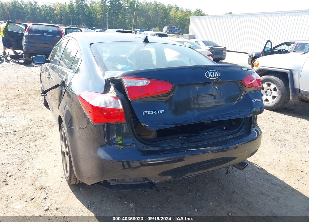 2015 KIA FORTE EX VIN: KNAFX4A82F5329258