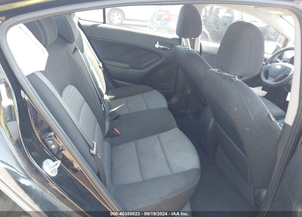 2015 KIA FORTE EX VIN: KNAFX4A82F5329258