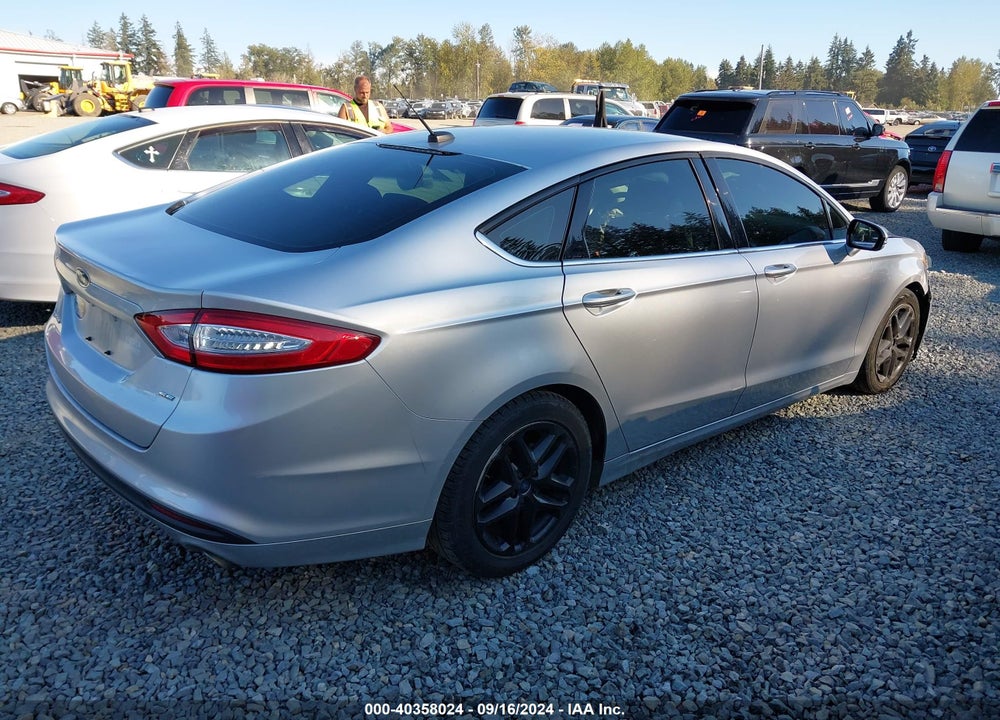 2015 FORD FUSION SE VIN: 1FA6P0H78F5115082