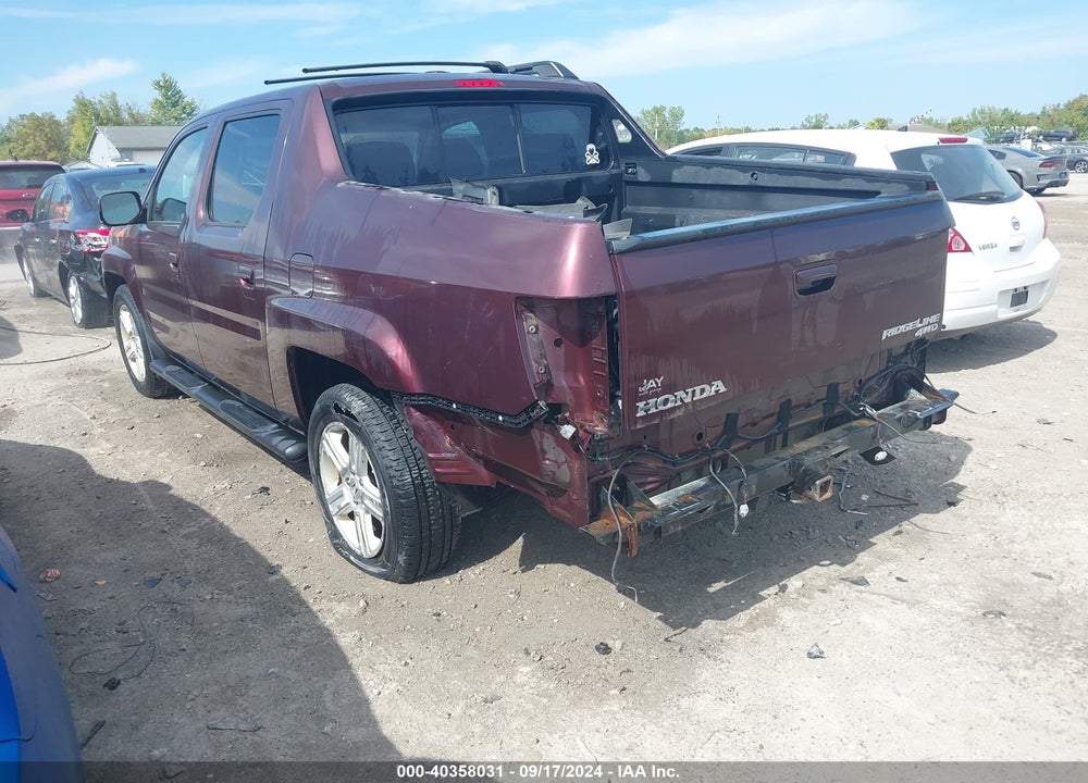 2011 HONDA RIDGELINE RTL VIN: 5FPYK1F54BB009172