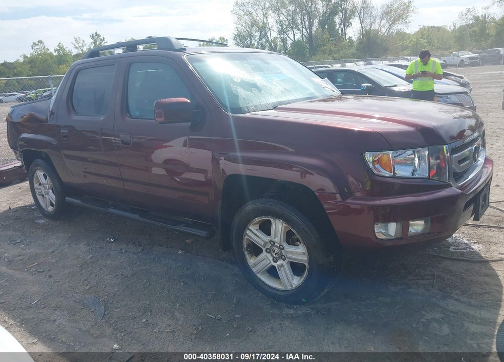 2011 HONDA RIDGELINE RTL VIN: 5FPYK1F54BB009172