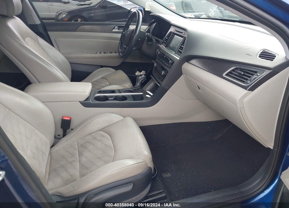 2017 HYUNDAI SONATA SPORT VIN: 5NPE34AF5HH453276
