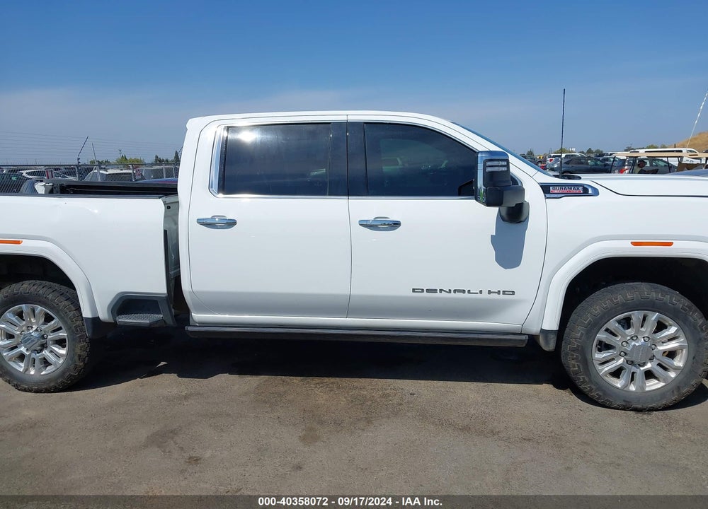 2022 GMC SIERRA 2500HD 4WD  STANDARD BED DENALI VIN: 1GT49REY9NF135072