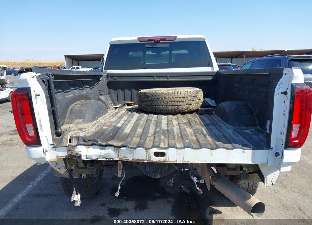 2022 GMC SIERRA 2500HD 4WD  STANDARD BED DENALI VIN: 1GT49REY9NF135072