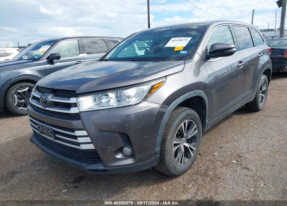 2019 TOYOTA HIGHLANDER LE PLUS VIN: 5TDZZRFH8KS361801