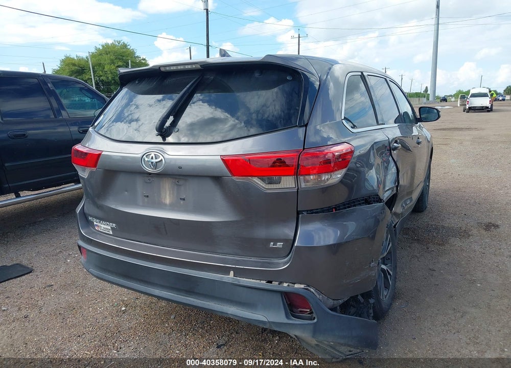 2019 TOYOTA HIGHLANDER LE PLUS VIN: 5TDZZRFH8KS361801