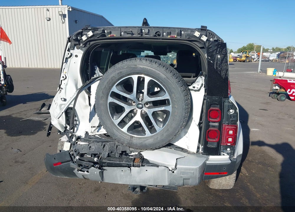 2020 LAND ROVER DEFENDER 110 HSE VIN: SALE9EEU4L2028194