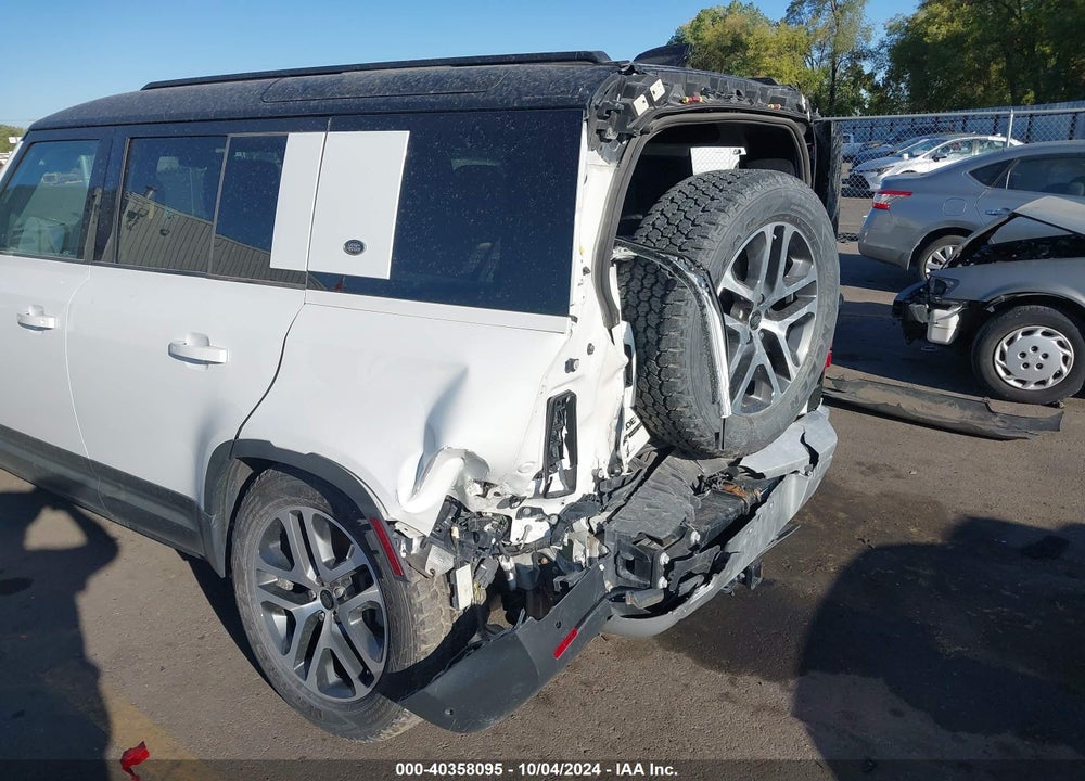 2020 LAND ROVER DEFENDER 110 HSE VIN: SALE9EEU4L2028194
