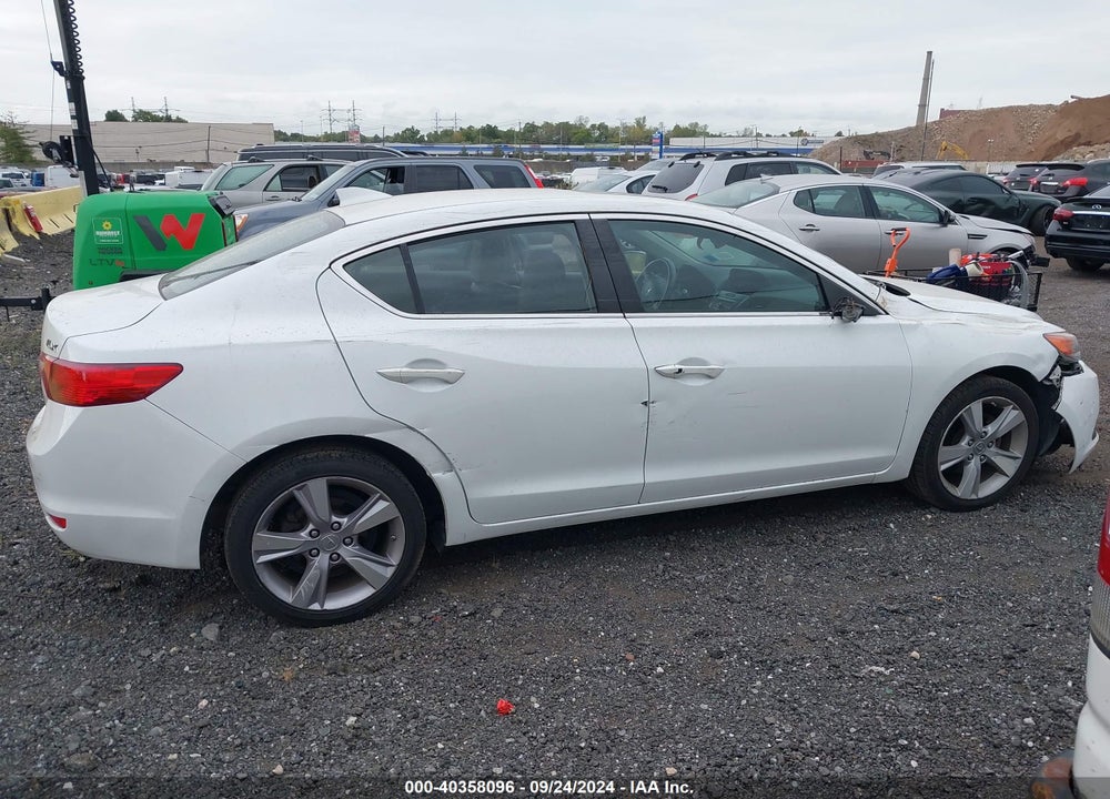 2015 ACURA ILX 2.0L VIN: 19VDE1F33FE002974