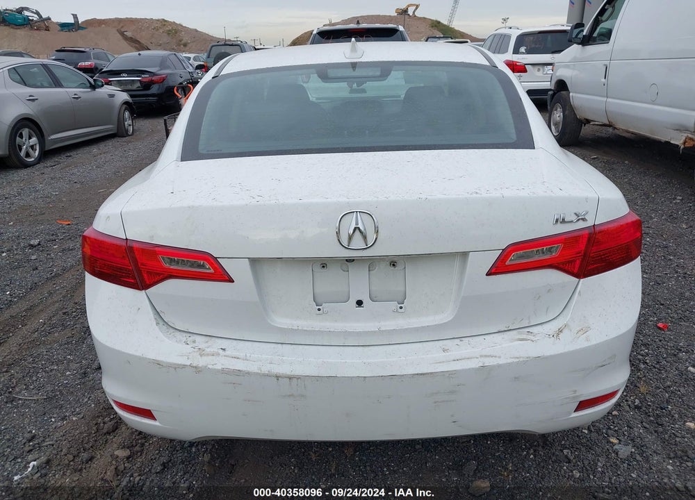 2015 ACURA ILX 2.0L VIN: 19VDE1F33FE002974