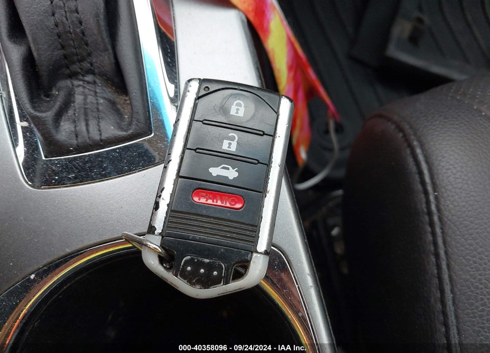2015 ACURA ILX 2.0L VIN: 19VDE1F33FE002974