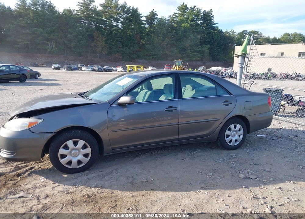 2003 TOYOTA CAMRY LE VIN: 4T1BE32K93U788084