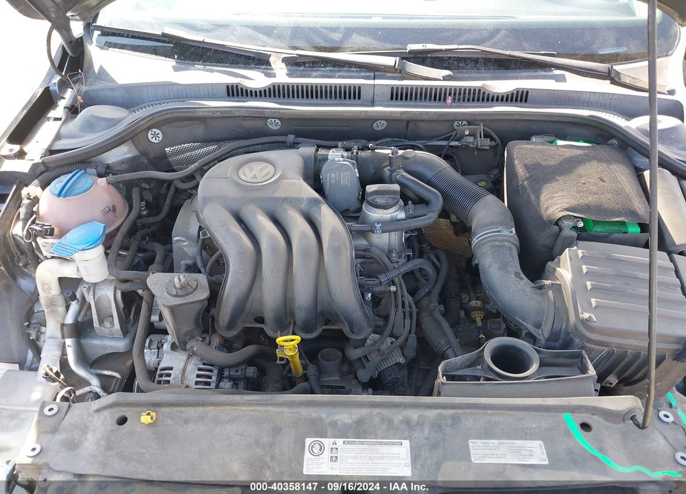 2015 VOLKSWAGEN JETTA 2.0L S VIN: 3VW2K7AJ5FM410234
