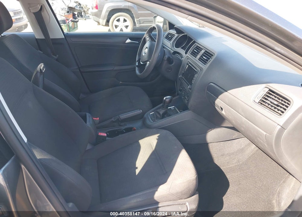 2015 VOLKSWAGEN JETTA 2.0L S VIN: 3VW2K7AJ5FM410234