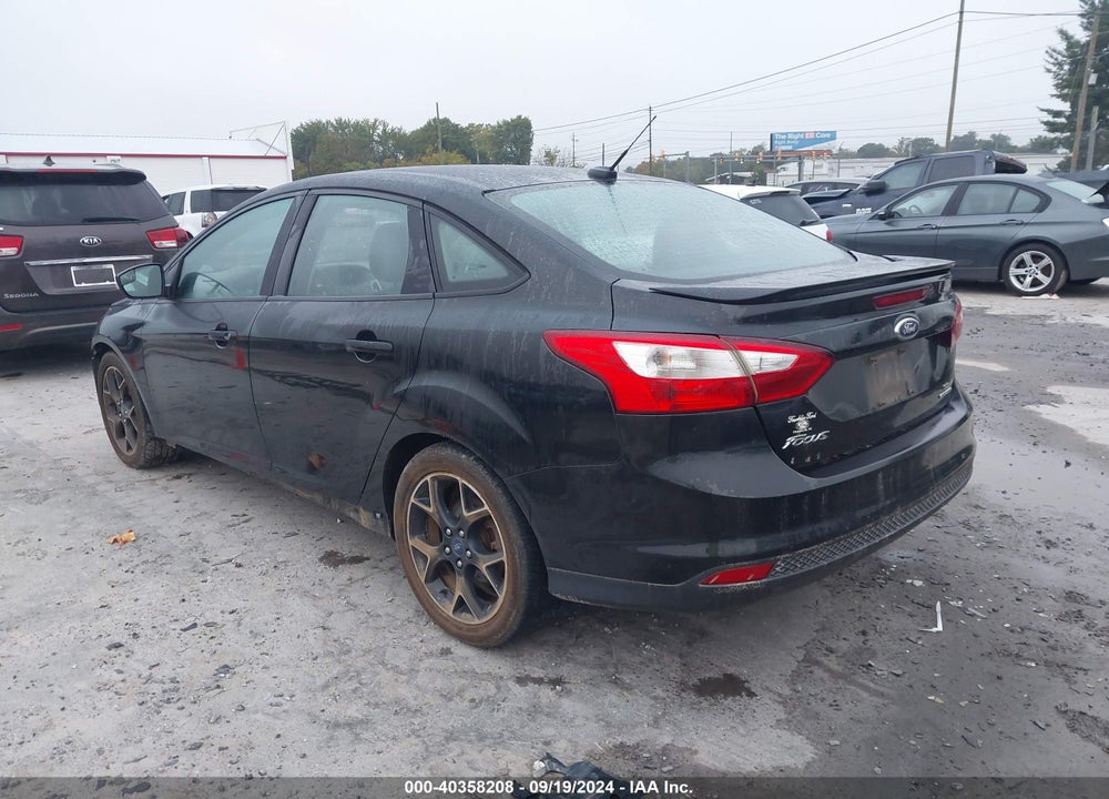 2014 FORD FOCUS SE VIN: 1FADP3F24EL227372