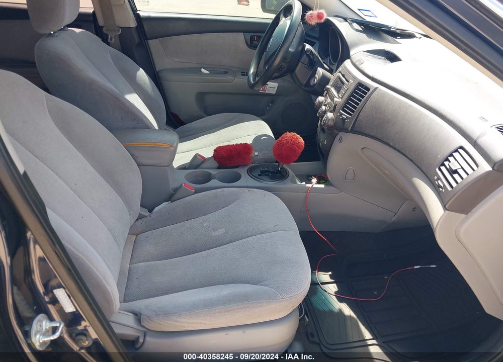 2009 KIA OPTIMA LX VIN: KNAGE228695296671