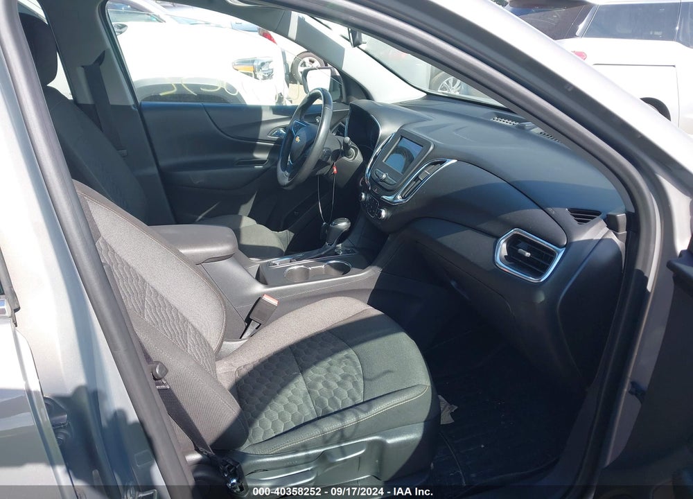 2019 CHEVROLET EQUINOX LT VIN: 3GNAXUEV1KS516186