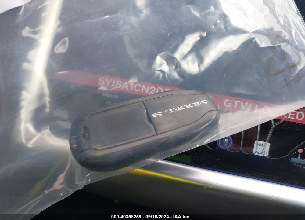 2013 TESLA MODEL S VIN: 5YJSA1CN2DFP27666