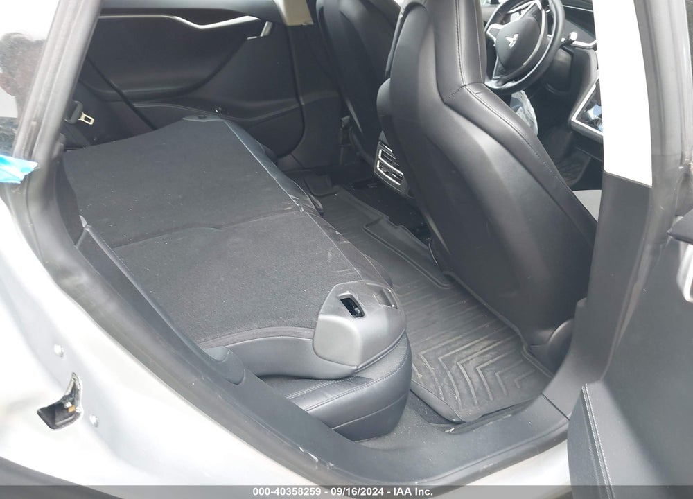 2013 TESLA MODEL S VIN: 5YJSA1CN2DFP27666