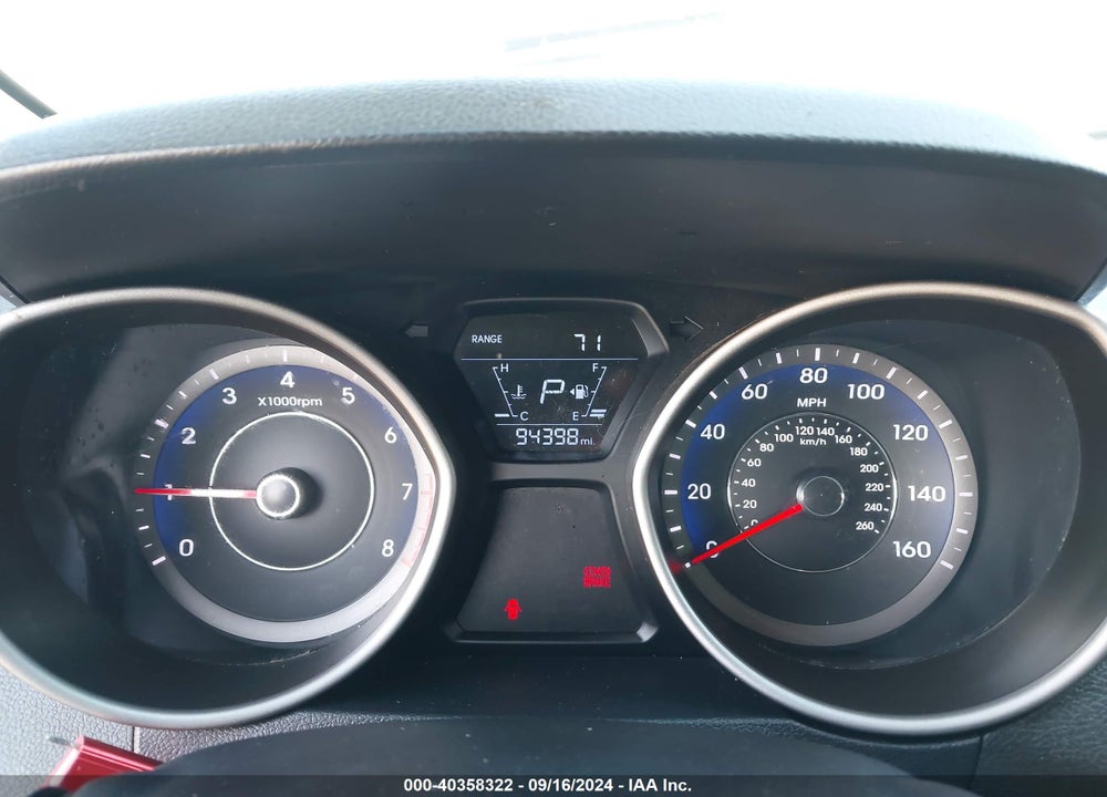 2014 HYUNDAI ELANTRA VIN: KMHDH6AH7EU025765