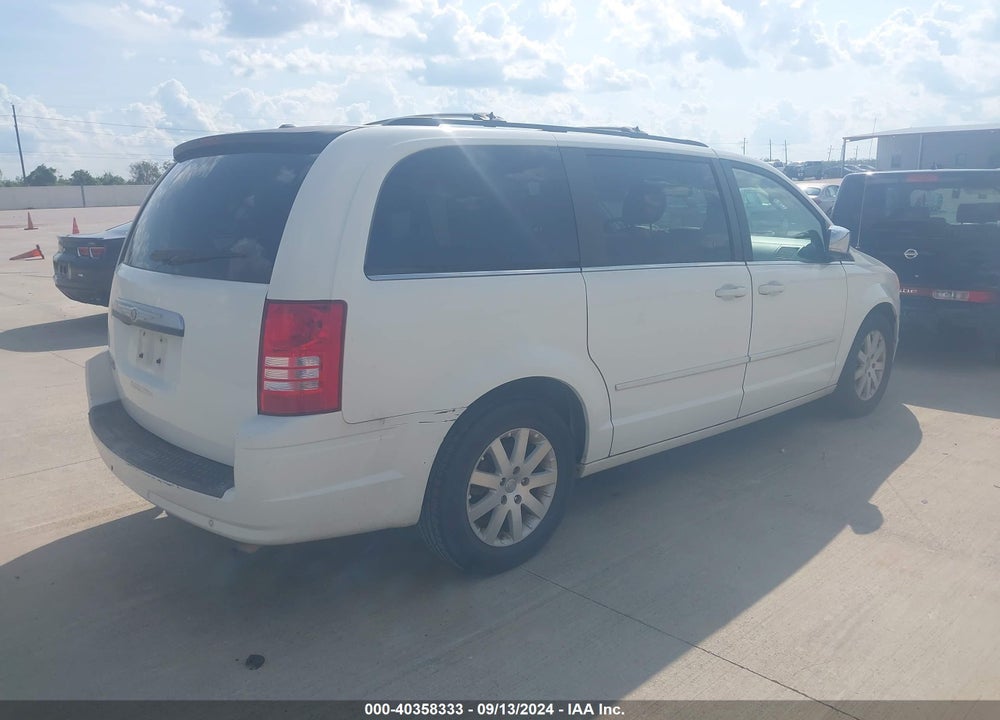 2008 CHRYSLER TOWN & COUNTRY TOURING VIN: 2A8HR54P48R132640