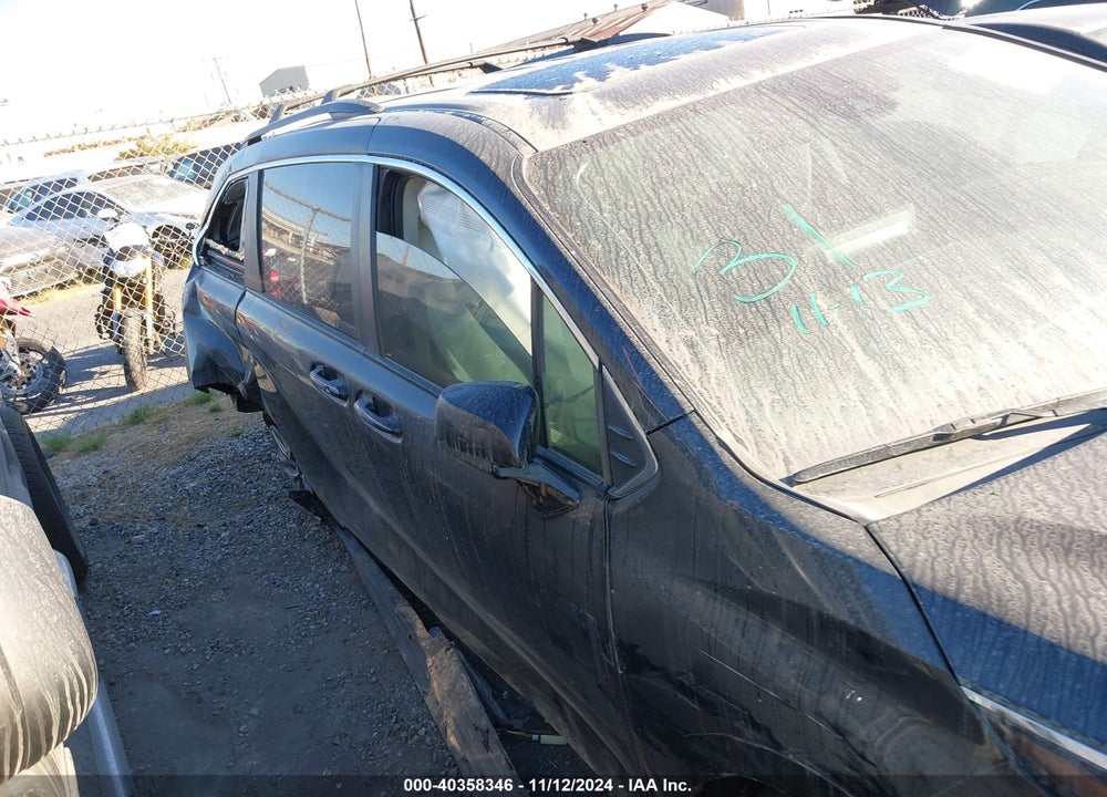 2024 TOYOTA SIENNA XLE VIN: 5TDJRKEC6RS197176
