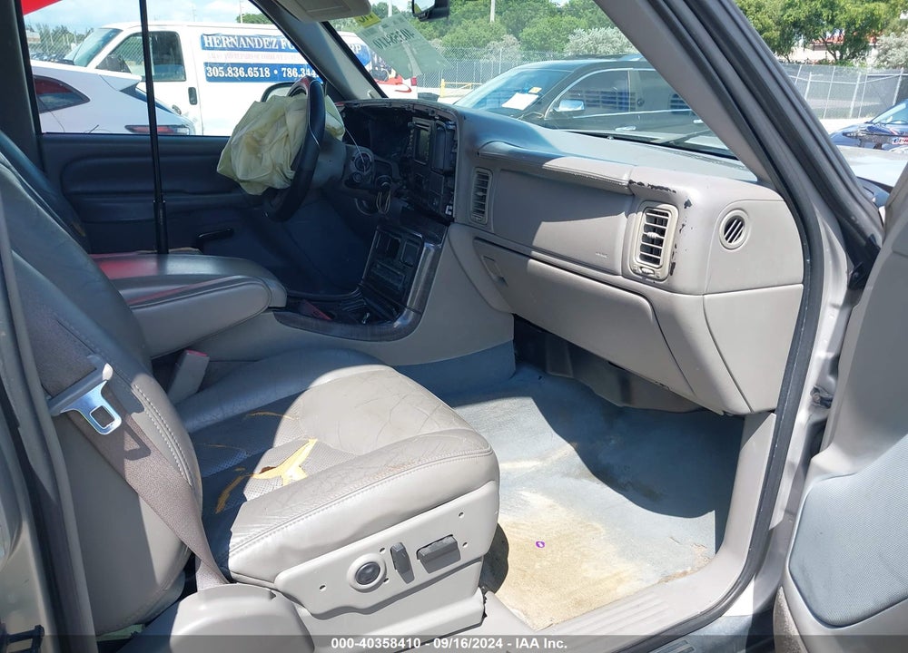 2004 GMC YUKON XL 1500 DENALI VIN: 1GKFK66U04J165083